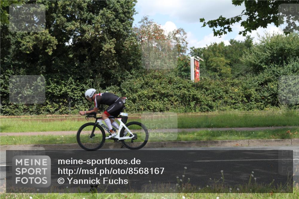 10.08.2025 - GEWOBA Citytriathlon Bremen Yannick Fuchs http://msf.ph/oto/8568167 10.08.2025 12:54:08 Radfahren 707, 740, 742, 750, 797, 1006, 1032, 1039 meine-sportfotos.de