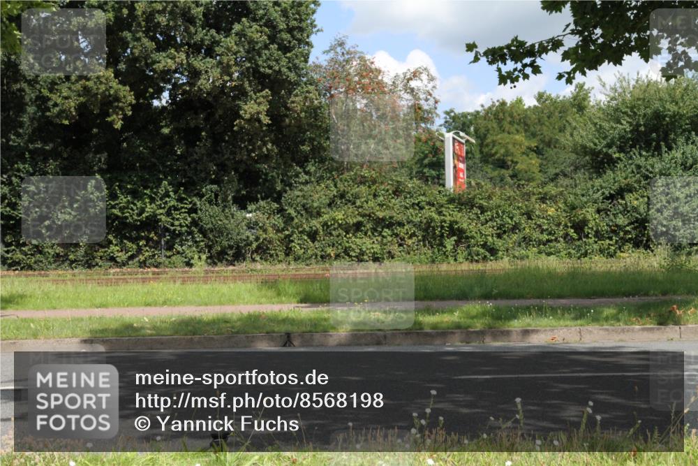 10.08.2025 - GEWOBA Citytriathlon Bremen Yannick Fuchs http://msf.ph/oto/8568198 10.08.2025 12:54:26 Radfahren 580, 582, 618, 707, 740, 783, 789, 826 meine-sportfotos.de