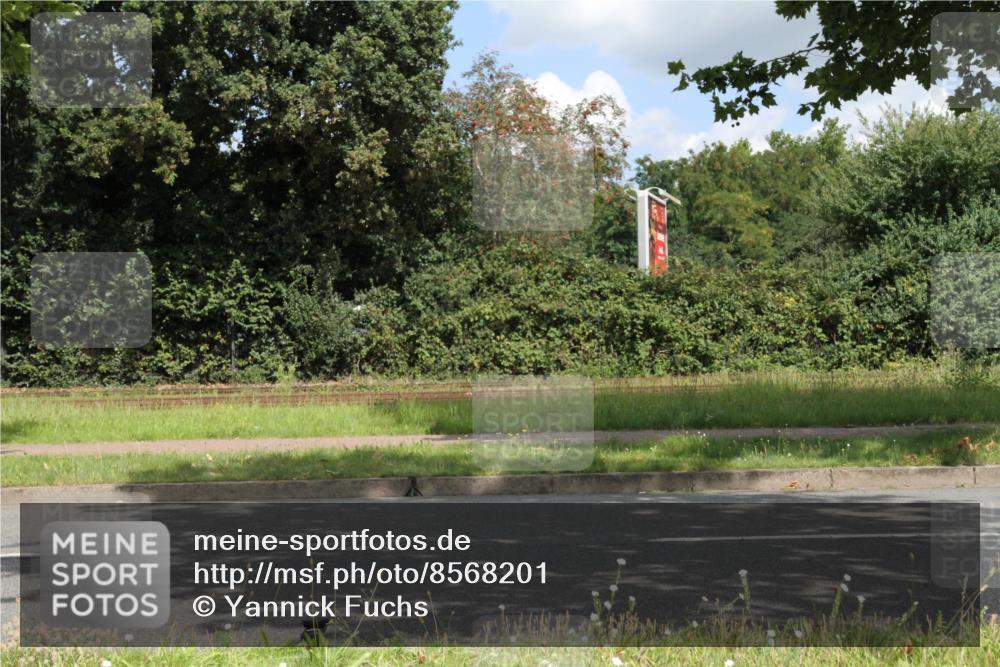10.08.2025 - GEWOBA Citytriathlon Bremen Yannick Fuchs http://msf.ph/oto/8568201 10.08.2025 12:54:27 Radfahren 580, 582, 618, 707, 740, 783, 789, 826 meine-sportfotos.de