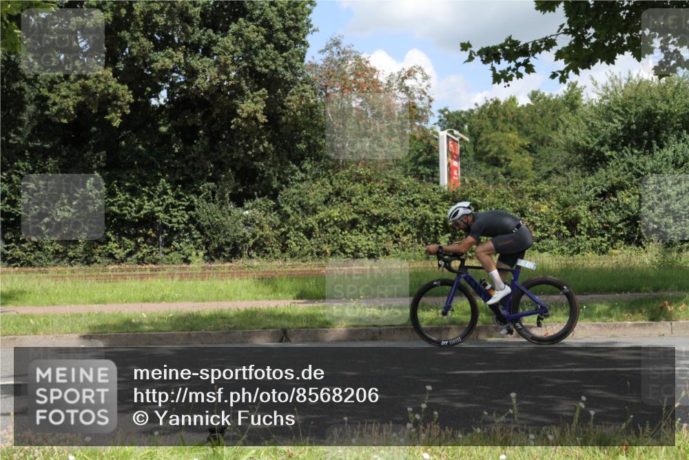 10.08.2025 - GEWOBA Citytriathlon Bremen Yannick Fuchs http://msf.ph/oto/8568206 10.08.2025 12:54:29 Radfahren 580, 582, 618, 634, 707, 740, 783, 789, 790, 826 meine-sportfotos.de