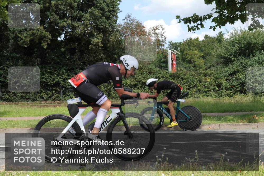 10.08.2025 - GEWOBA Citytriathlon Bremen Yannick Fuchs http://msf.ph/oto/8568237 10.08.2025 12:55:03 Radfahren 563, 591, 632, 714, 728, 761, 766, 781, 794, 877, 1015, 1029 meine-sportfotos.de