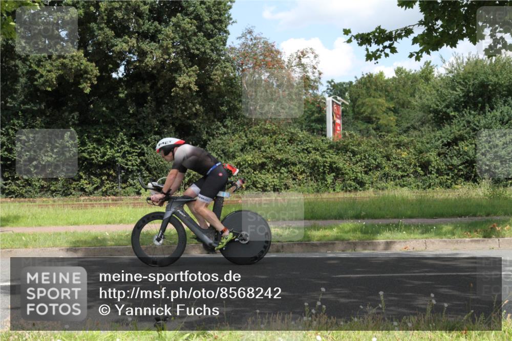 10.08.2025 - GEWOBA Citytriathlon Bremen Yannick Fuchs http://msf.ph/oto/8568242 10.08.2025 12:55:06 Radfahren 563, 591, 632, 714, 728, 761, 766, 781, 794, 877, 1015, 1029 meine-sportfotos.de