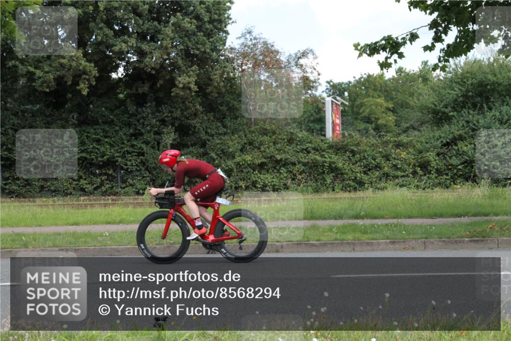 10.08.2025 - GEWOBA Citytriathlon Bremen Yannick Fuchs http://msf.ph/oto/8568294 10.08.2025 12:56:05 Radfahren 589, 662, 765, 784, 883, 890, 896, 1024, 1025 meine-sportfotos.de