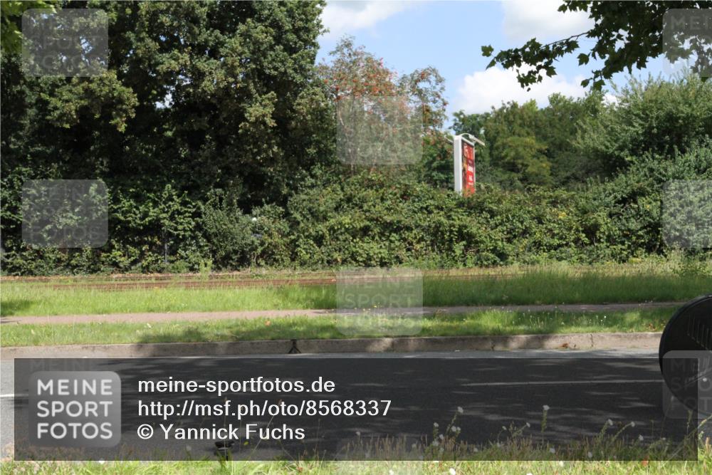 10.08.2025 - GEWOBA Citytriathlon Bremen Yannick Fuchs http://msf.ph/oto/8568337 10.08.2025 12:57:00 Radfahren 559, 597, 672, 723, 730, 755, 830, 879, 913, 1003, 1014 meine-sportfotos.de