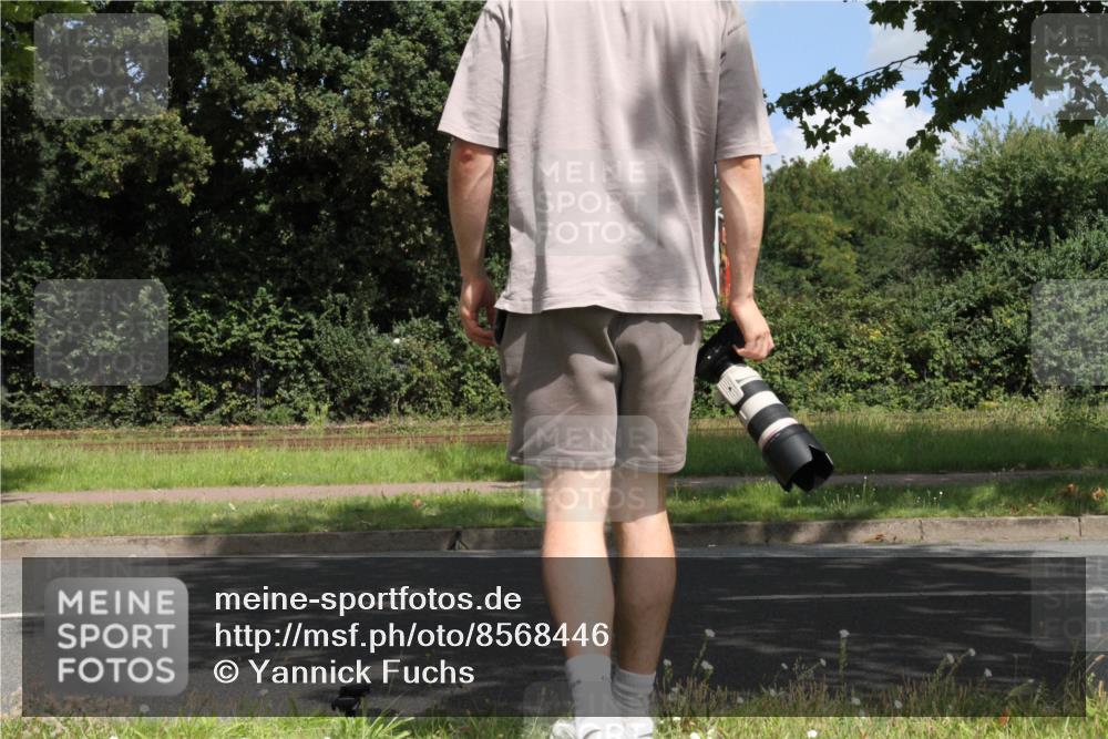 10.08.2025 - GEWOBA Citytriathlon Bremen Yannick Fuchs http://msf.ph/oto/8568446 10.08.2025 12:57:50 Radfahren 650, 660, 671, 825, 853, 869, 920, 1018 meine-sportfotos.de
