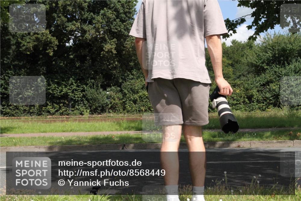 10.08.2025 - GEWOBA Citytriathlon Bremen Yannick Fuchs http://msf.ph/oto/8568449 10.08.2025 12:57:51 Radfahren 650, 660, 671, 825, 853, 869, 920, 1018 meine-sportfotos.de