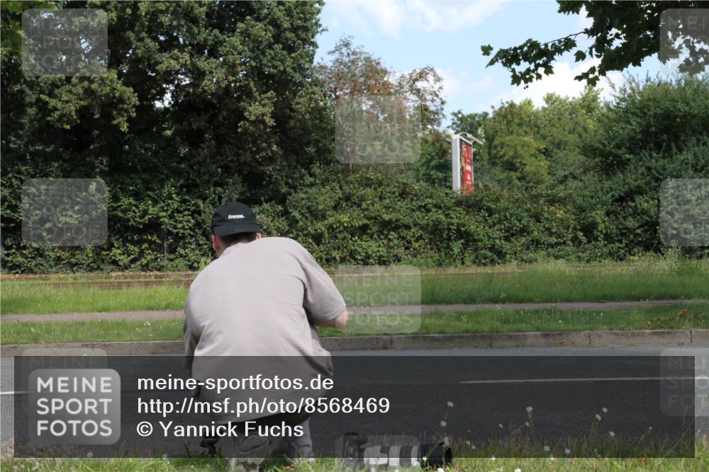 10.08.2025 - GEWOBA Citytriathlon Bremen Yannick Fuchs http://msf.ph/oto/8568469 10.08.2025 12:58:09 Radfahren 619, 650, 660, 671, 813, 920 meine-sportfotos.de