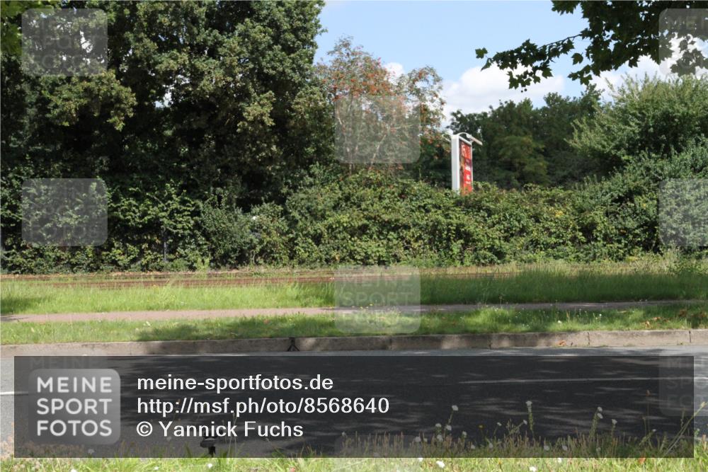 10.08.2025 - GEWOBA Citytriathlon Bremen Yannick Fuchs http://msf.ph/oto/8568640 10.08.2025 13:02:30 Radfahren 607, 647, 712, 771, 955 meine-sportfotos.de