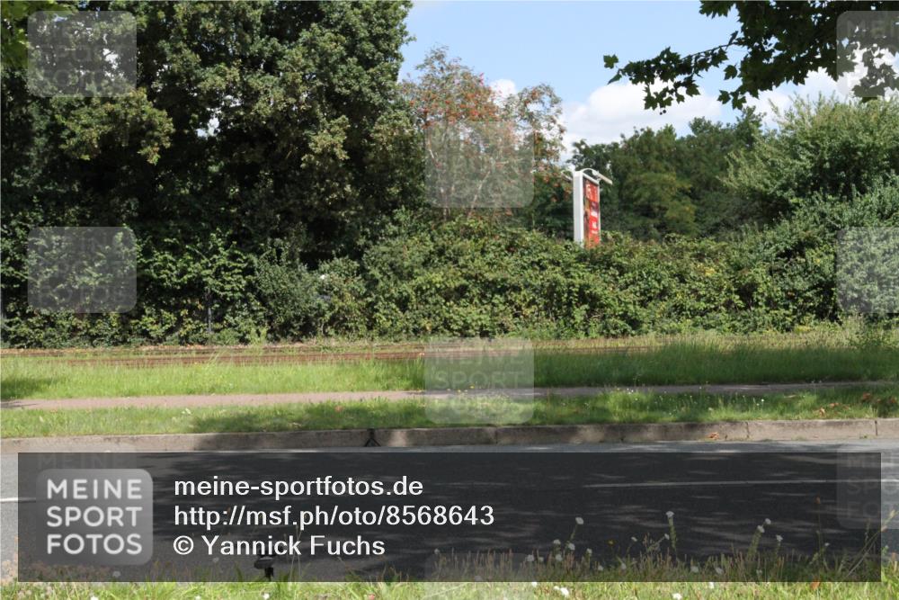 10.08.2025 - GEWOBA Citytriathlon Bremen Yannick Fuchs http://msf.ph/oto/8568643 10.08.2025 13:02:33 Radfahren 607, 647, 661, 712, 771, 955 meine-sportfotos.de