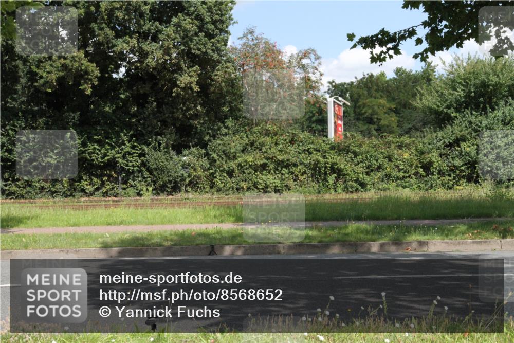 10.08.2025 - GEWOBA Citytriathlon Bremen Yannick Fuchs http://msf.ph/oto/8568652 10.08.2025 13:02:36 Radfahren 607, 647, 661, 712, 771, 911, 955 meine-sportfotos.de
