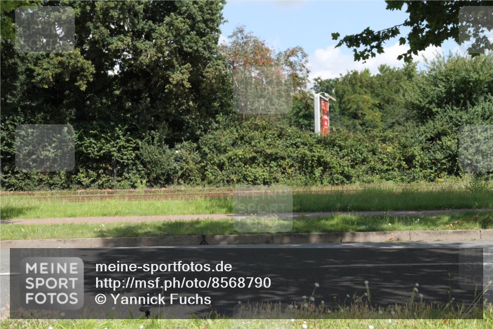 10.08.2025 - GEWOBA Citytriathlon Bremen Yannick Fuchs http://msf.ph/oto/8568790 10.08.2025 13:03:54 Radfahren 574, 576, 605, 676, 685, 753, 812, 823, 908, 965, 1007 meine-sportfotos.de