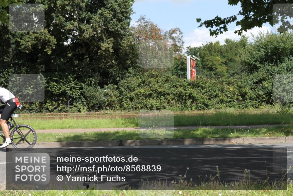 10.08.2025 - GEWOBA Citytriathlon Bremen Yannick Fuchs http://msf.ph/oto/8568839 10.08.2025 13:04:11 Radfahren 576, 605, 625, 640, 685, 697, 760, 769, 786, 946, 960, 963, 1013, 1036 meine-sportfotos.de