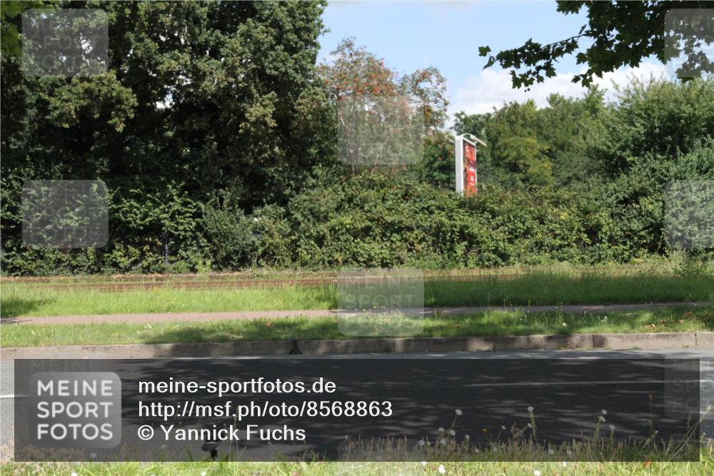 10.08.2025 - GEWOBA Citytriathlon Bremen Yannick Fuchs http://msf.ph/oto/8568863 10.08.2025 13:04:19 Radfahren 605, 625, 640, 674, 697, 760, 769, 786, 799, 875, 946, 960, 963, 1013, 1036 meine-sportfotos.de