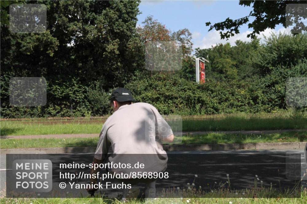 10.08.2025 - GEWOBA Citytriathlon Bremen Yannick Fuchs http://msf.ph/oto/8568908 10.08.2025 13:04:35 Radfahren 583, 674, 675, 751, 799, 808, 875, 909, 930, 939 meine-sportfotos.de