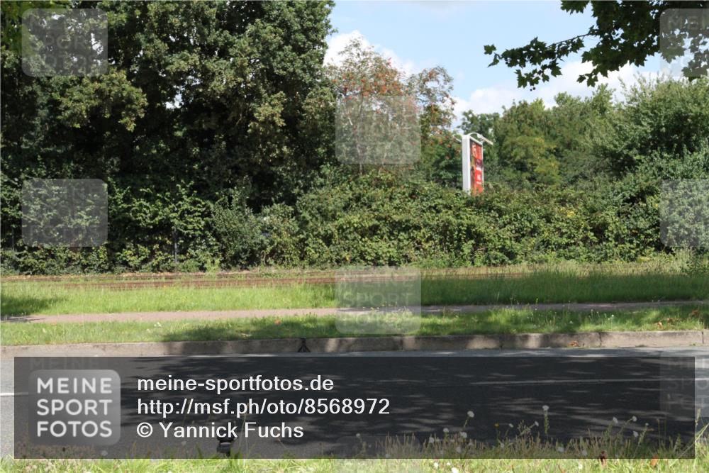 10.08.2025 - GEWOBA Citytriathlon Bremen Yannick Fuchs http://msf.ph/oto/8568972 10.08.2025 13:05:47 Radfahren 573, 615, 616, 627, 630, 746, 767, 793, 809, 857, 876, 897, 981 meine-sportfotos.de