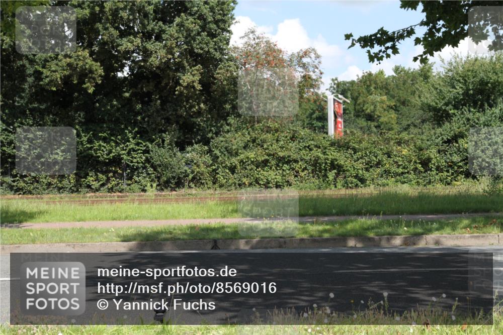 10.08.2025 - GEWOBA Citytriathlon Bremen Yannick Fuchs http://msf.ph/oto/8569016 10.08.2025 13:06:37 Radfahren 621, 655, 699, 732, 788, 840, 856, 867, 914, 927 meine-sportfotos.de
