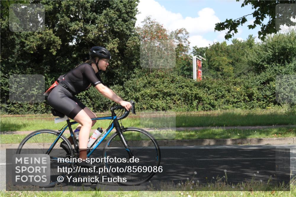 10.08.2025 - GEWOBA Citytriathlon Bremen Yannick Fuchs http://msf.ph/oto/8569086 10.08.2025 13:07:52 Radfahren 578, 689, 774, 941 meine-sportfotos.de