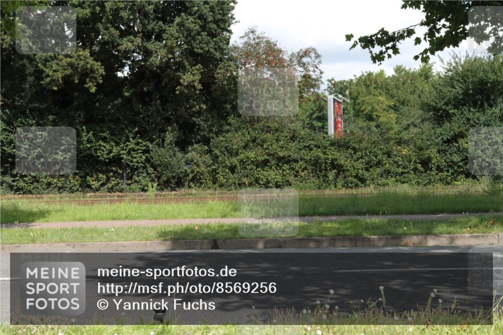 10.08.2025 - GEWOBA Citytriathlon Bremen Yannick Fuchs http://msf.ph/oto/8569256 10.08.2025 13:13:39 Radfahren 742, 781, 784, 790, 905, 982, 1015, 1033, 1039 meine-sportfotos.de