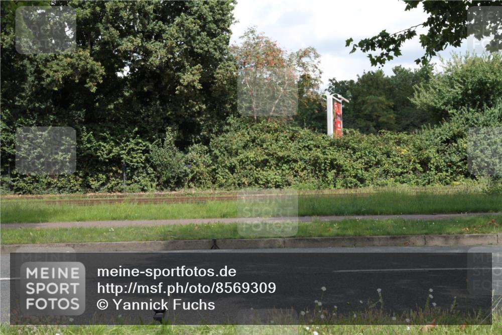 10.08.2025 - GEWOBA Citytriathlon Bremen Yannick Fuchs http://msf.ph/oto/8569309 10.08.2025 13:16:16 Radfahren 591, 632, 892 meine-sportfotos.de