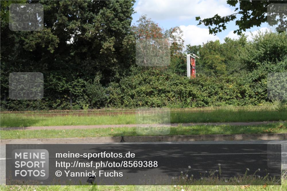 10.08.2025 - GEWOBA Citytriathlon Bremen Yannick Fuchs http://msf.ph/oto/8569388 10.08.2025 13:27:00 Radfahren 809 meine-sportfotos.de
