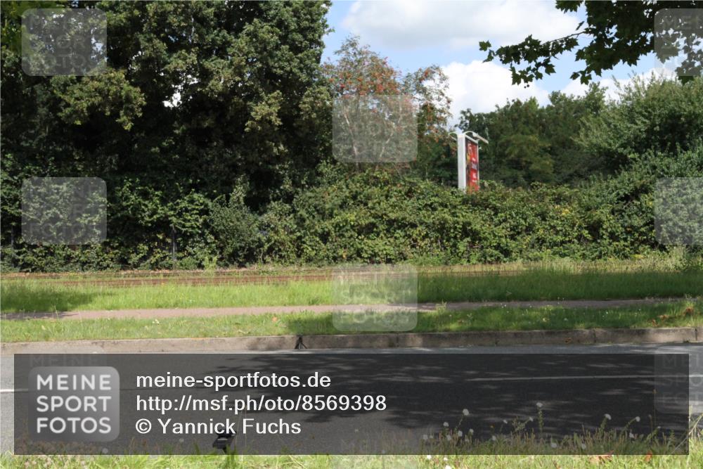 10.08.2025 - GEWOBA Citytriathlon Bremen Yannick Fuchs http://msf.ph/oto/8569398 10.08.2025 13:27:13 Radfahren 909 meine-sportfotos.de