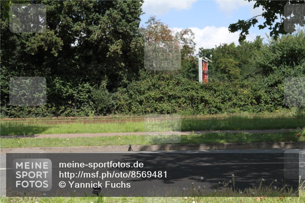 10.08.2025 - GEWOBA Citytriathlon Bremen Yannick Fuchs http://msf.ph/oto/8569481 10.08.2025 13:34:57 Radfahren  meine-sportfotos.de
