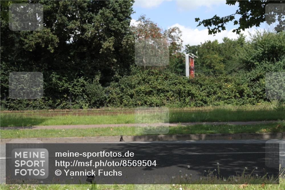 10.08.2025 - GEWOBA Citytriathlon Bremen Yannick Fuchs http://msf.ph/oto/8569504 10.08.2025 13:37:18 Radfahren  meine-sportfotos.de