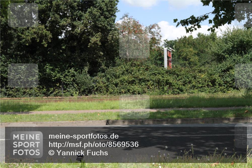 10.08.2025 - GEWOBA Citytriathlon Bremen Yannick Fuchs http://msf.ph/oto/8569536 10.08.2025 13:37:47 Radfahren  meine-sportfotos.de