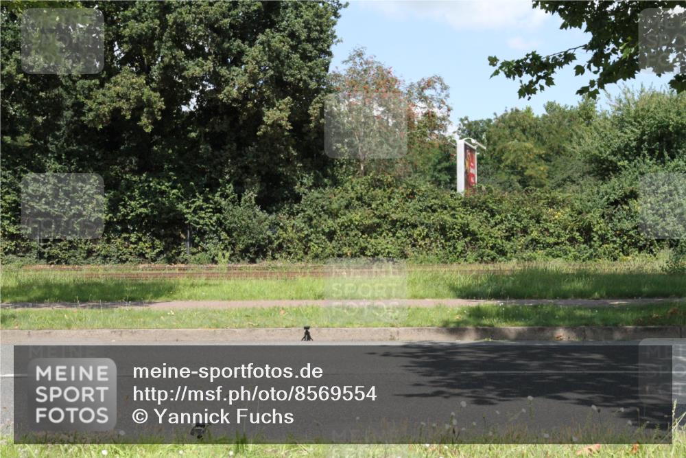10.08.2025 - GEWOBA Citytriathlon Bremen Yannick Fuchs http://msf.ph/oto/8569554 10.08.2025 14:07:32 Radfahren 89 meine-sportfotos.de