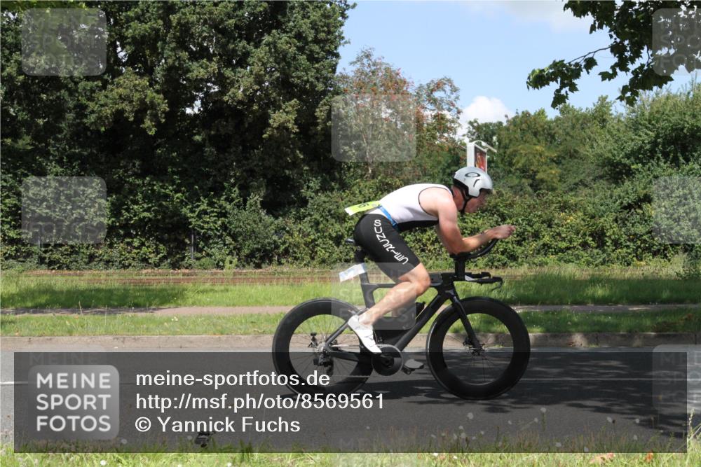 10.08.2025 - GEWOBA Citytriathlon Bremen Yannick Fuchs http://msf.ph/oto/8569561 10.08.2025 14:08:58 Radfahren 165 meine-sportfotos.de