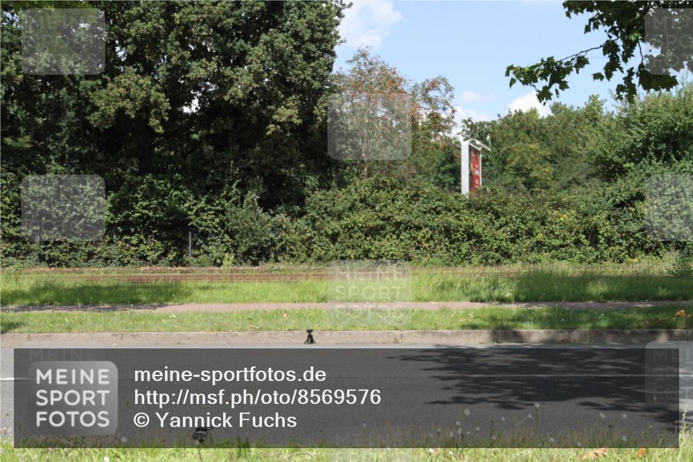 10.08.2025 - GEWOBA Citytriathlon Bremen Yannick Fuchs http://msf.ph/oto/8569576 10.08.2025 14:10:22 Radfahren  meine-sportfotos.de