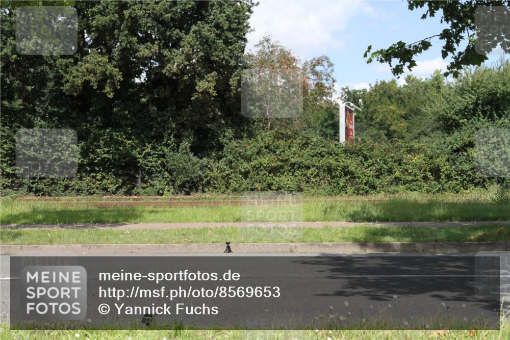 10.08.2025 - GEWOBA Citytriathlon Bremen Yannick Fuchs http://msf.ph/oto/8569653 10.08.2025 14:12:51 Radfahren 95, 117, 148, 155 meine-sportfotos.de