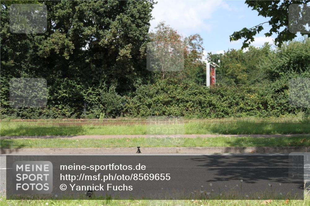 10.08.2025 - GEWOBA Citytriathlon Bremen Yannick Fuchs http://msf.ph/oto/8569655 10.08.2025 14:12:56 Radfahren 8, 95, 117, 148 meine-sportfotos.de