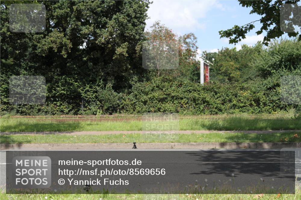 10.08.2025 - GEWOBA Citytriathlon Bremen Yannick Fuchs http://msf.ph/oto/8569656 10.08.2025 14:12:56 Radfahren 8, 95, 117, 148 meine-sportfotos.de