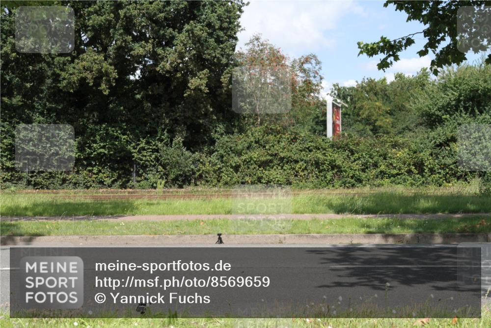 10.08.2025 - GEWOBA Citytriathlon Bremen Yannick Fuchs http://msf.ph/oto/8569659 10.08.2025 14:12:57 Radfahren 8, 95, 117, 148 meine-sportfotos.de