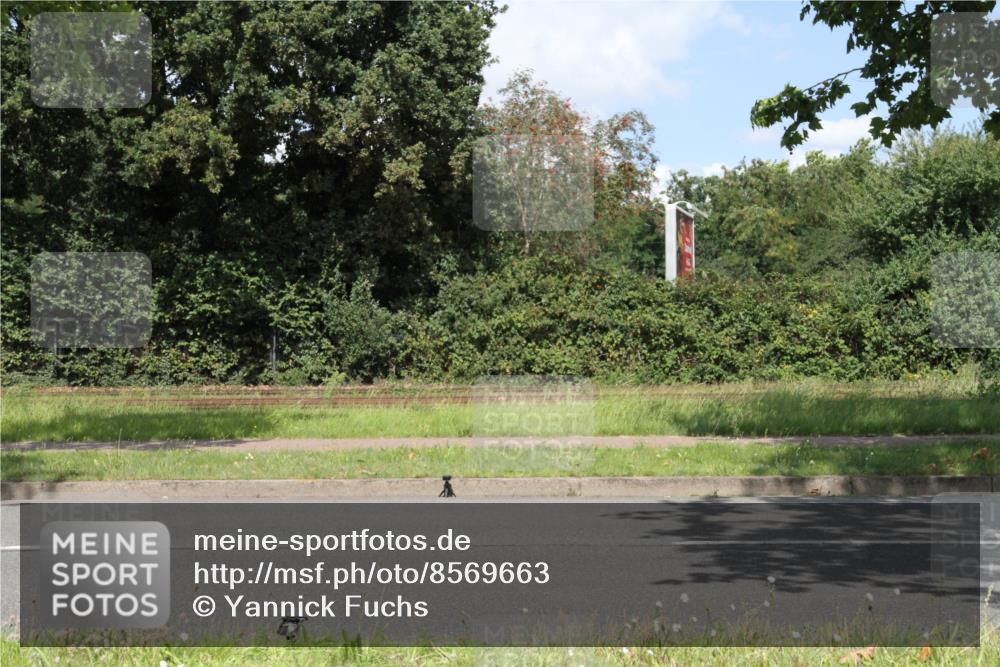 10.08.2025 - GEWOBA Citytriathlon Bremen Yannick Fuchs http://msf.ph/oto/8569663 10.08.2025 14:13:00 Radfahren 8, 95, 107, 117, 148 meine-sportfotos.de