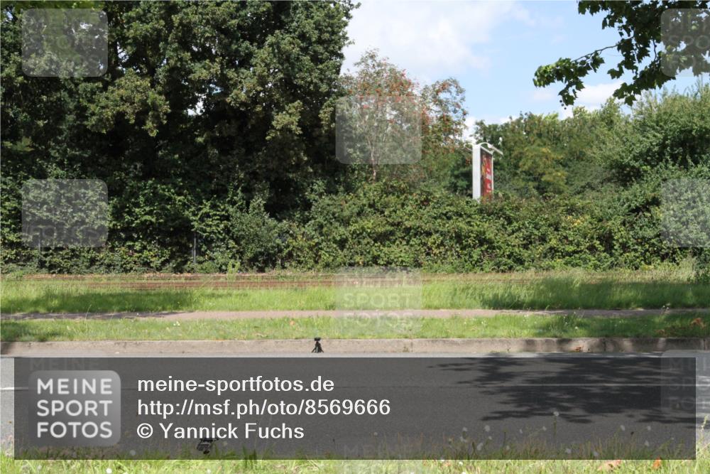 10.08.2025 - GEWOBA Citytriathlon Bremen Yannick Fuchs http://msf.ph/oto/8569666 10.08.2025 14:13:02 Radfahren 8, 95, 107, 148 meine-sportfotos.de