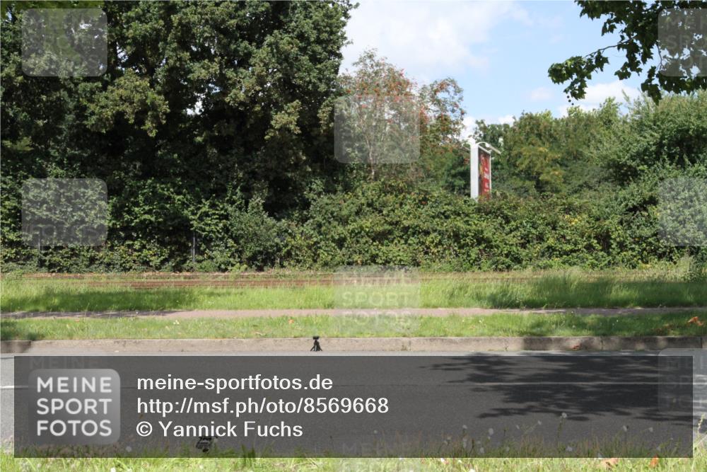 10.08.2025 - GEWOBA Citytriathlon Bremen Yannick Fuchs http://msf.ph/oto/8569668 10.08.2025 14:13:03 Radfahren 8, 95, 107, 148 meine-sportfotos.de