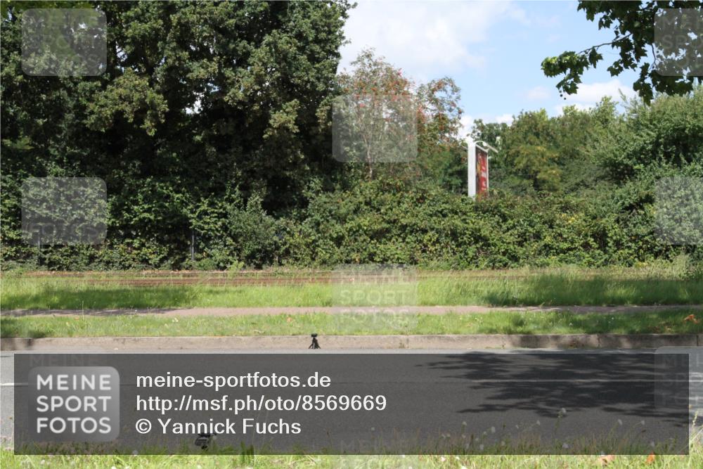 10.08.2025 - GEWOBA Citytriathlon Bremen Yannick Fuchs http://msf.ph/oto/8569669 10.08.2025 14:13:03 Radfahren 8, 95, 107, 148 meine-sportfotos.de