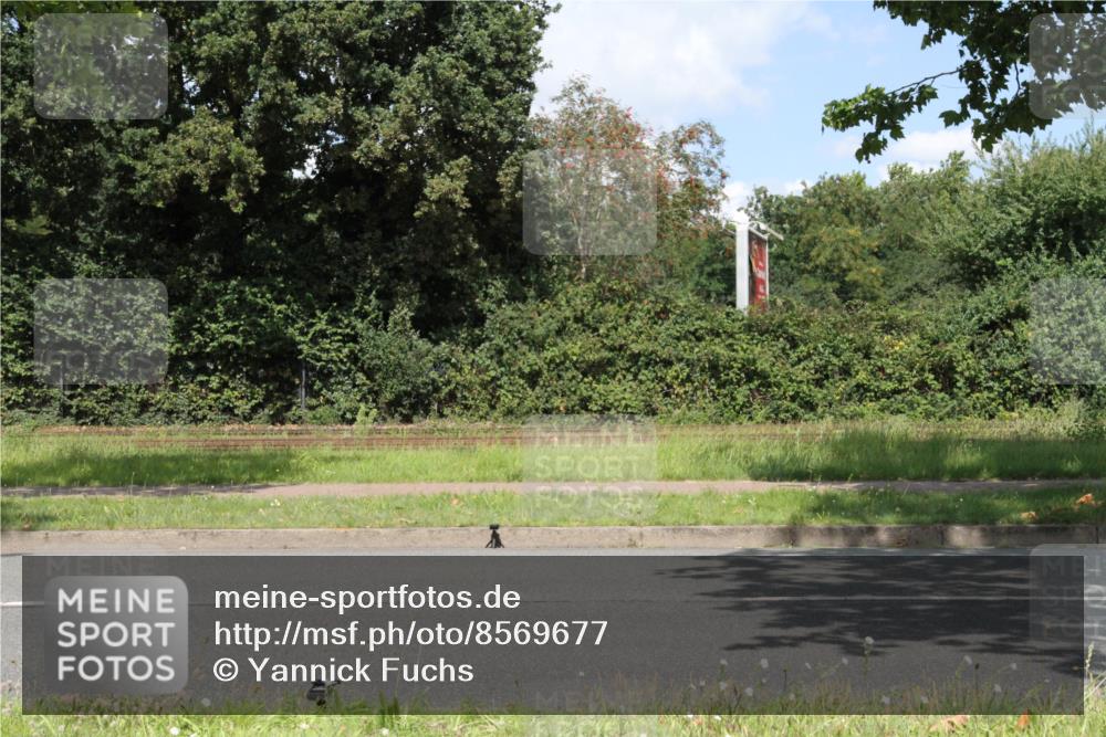 10.08.2025 - GEWOBA Citytriathlon Bremen Yannick Fuchs http://msf.ph/oto/8569677 10.08.2025 14:13:07 Radfahren 8, 95, 107 meine-sportfotos.de