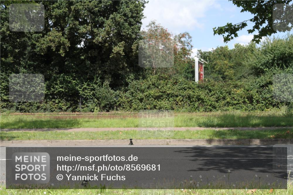 10.08.2025 - GEWOBA Citytriathlon Bremen Yannick Fuchs http://msf.ph/oto/8569681 10.08.2025 14:13:09 Radfahren 8, 95, 104, 107 meine-sportfotos.de