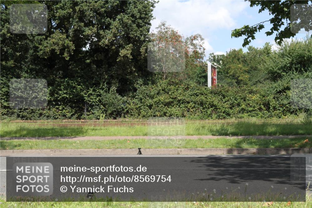10.08.2025 - GEWOBA Citytriathlon Bremen Yannick Fuchs http://msf.ph/oto/8569754 10.08.2025 14:14:20 Radfahren 122 meine-sportfotos.de