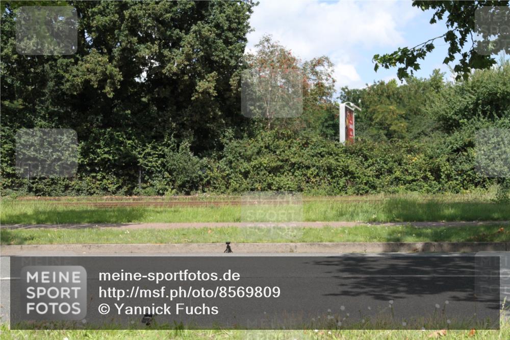 10.08.2025 - GEWOBA Citytriathlon Bremen Yannick Fuchs http://msf.ph/oto/8569809 10.08.2025 14:14:51 Radfahren 37, 68, 82, 96, 105, 113, 143, 151, 226 meine-sportfotos.de