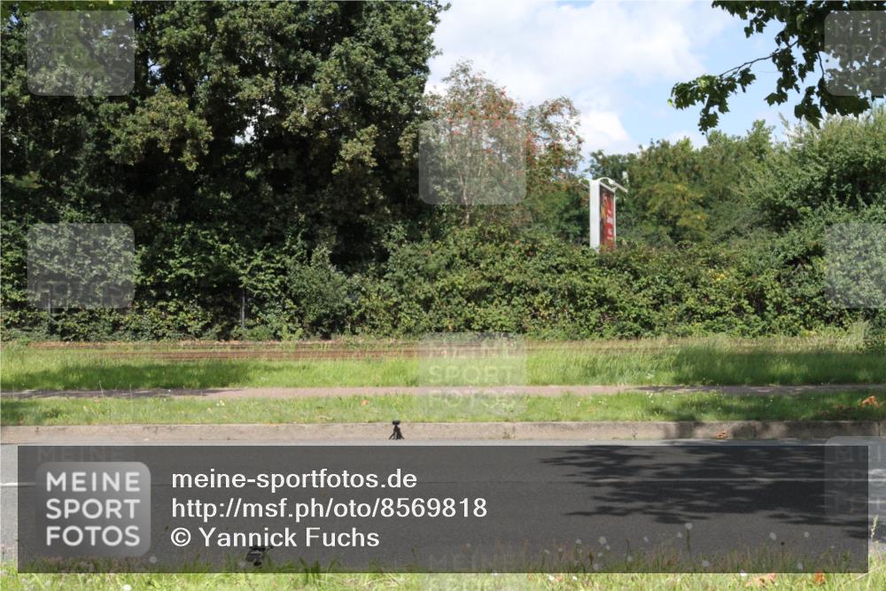 10.08.2025 - GEWOBA Citytriathlon Bremen Yannick Fuchs http://msf.ph/oto/8569818 10.08.2025 14:14:55 Radfahren 37, 68, 82, 96, 105, 113, 133, 146, 151, 226 meine-sportfotos.de