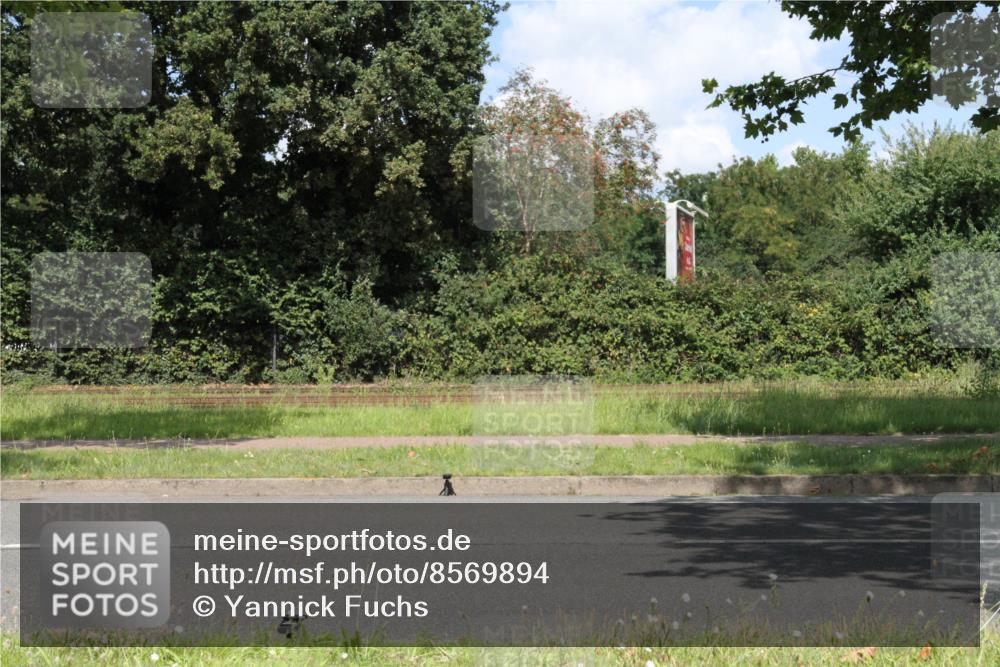 10.08.2025 - GEWOBA Citytriathlon Bremen Yannick Fuchs http://msf.ph/oto/8569894 10.08.2025 14:15:29 Radfahren 45, 54, 55, 72, 88, 97, 118, 123, 187 meine-sportfotos.de