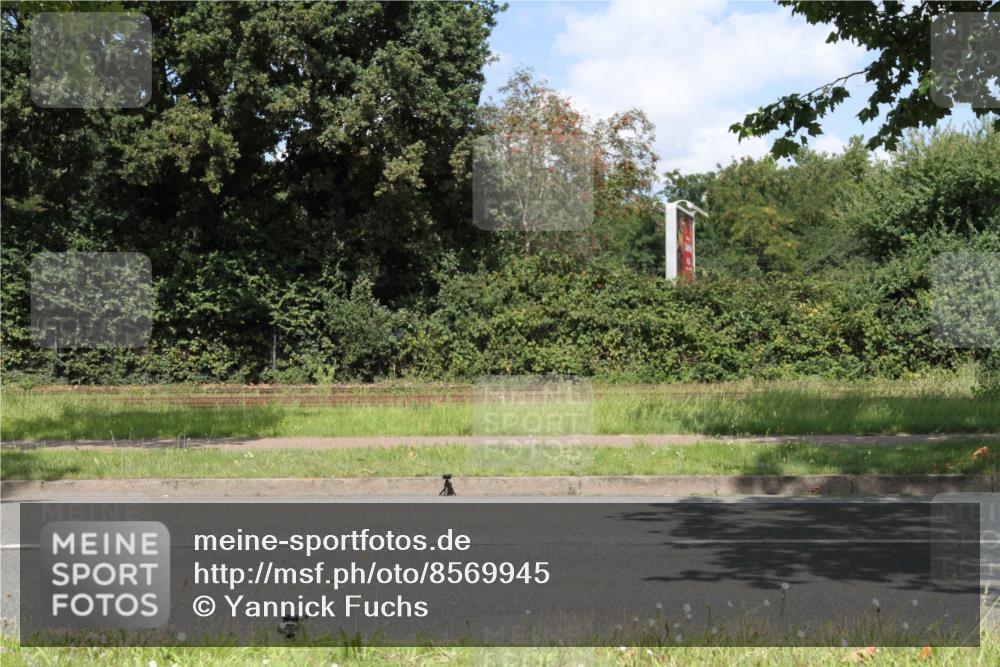 10.08.2025 - GEWOBA Citytriathlon Bremen Yannick Fuchs http://msf.ph/oto/8569945 10.08.2025 14:16:11 Radfahren 2, 23, 24, 38, 43, 46, 48, 62, 65, 92, 129 meine-sportfotos.de