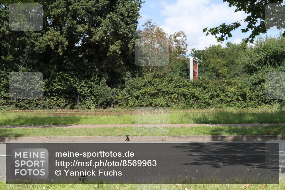 10.08.2025 - GEWOBA Citytriathlon Bremen Yannick Fuchs http://msf.ph/oto/8569963 10.08.2025 14:16:18 Radfahren 2, 23, 24, 31, 38, 46, 48, 57, 62, 63, 65, 92, 121, 144 meine-sportfotos.de