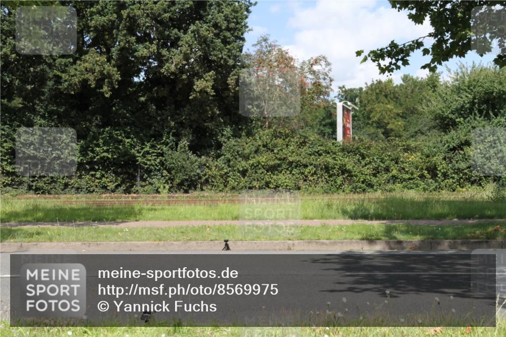 10.08.2025 - GEWOBA Citytriathlon Bremen Yannick Fuchs http://msf.ph/oto/8569975 10.08.2025 14:16:23 Radfahren 2, 31, 38, 48, 57, 62, 63, 64, 65, 121, 144, 152, 173 meine-sportfotos.de
