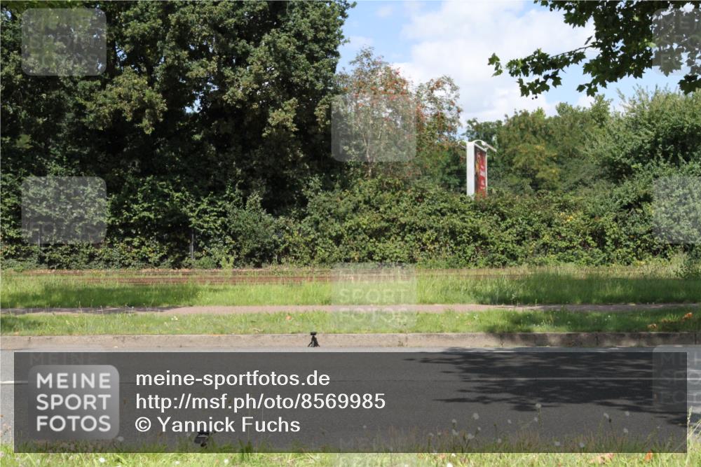 10.08.2025 - GEWOBA Citytriathlon Bremen Yannick Fuchs http://msf.ph/oto/8569985 10.08.2025 14:16:26 Radfahren 31, 38, 48, 57, 62, 63, 64, 65, 121, 144, 152, 173 meine-sportfotos.de
