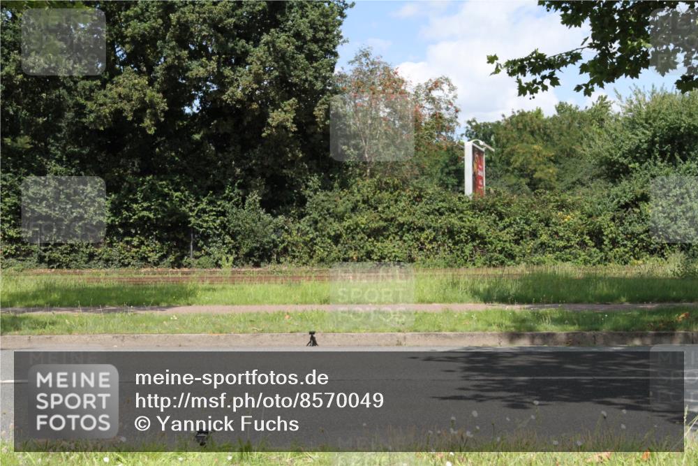 10.08.2025 - GEWOBA Citytriathlon Bremen Yannick Fuchs http://msf.ph/oto/8570049 10.08.2025 14:16:48 Radfahren 20, 32, 41 meine-sportfotos.de